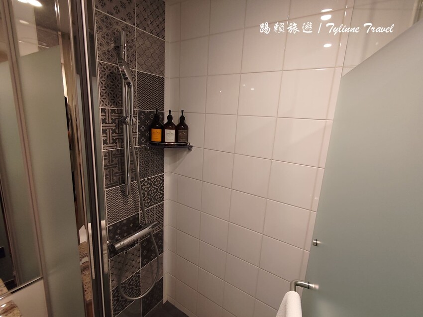 沖繩平價海景飯店「喜璃愈志LCH」每晚不到1500元，私人海灘超享受。