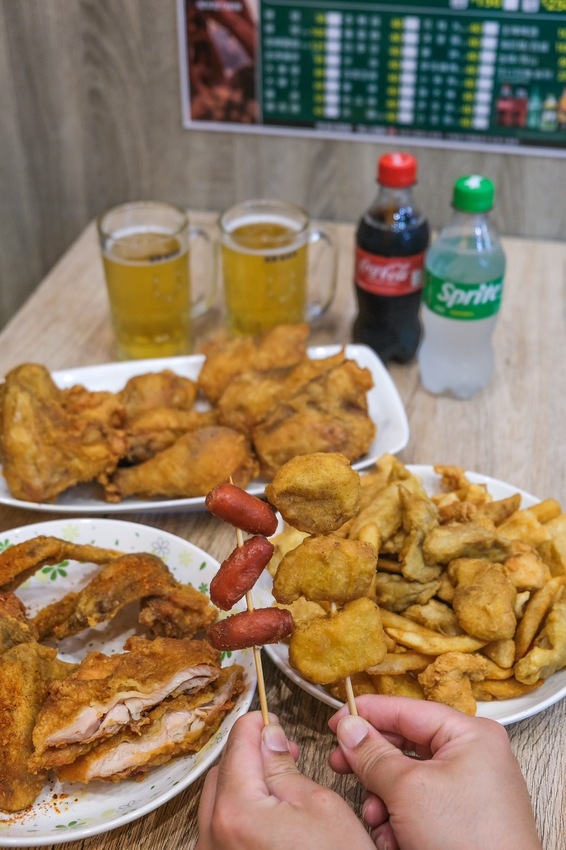 新竹市北區$299生啤無限暢飲「二兵炸物」美式炸雞一定要吃