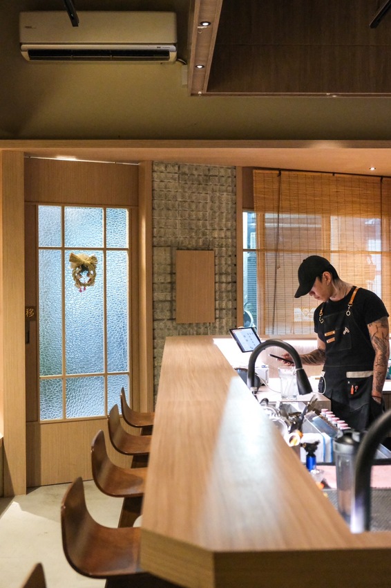 「酉居小酒館」讓你沉浸在台中的微醺之夜