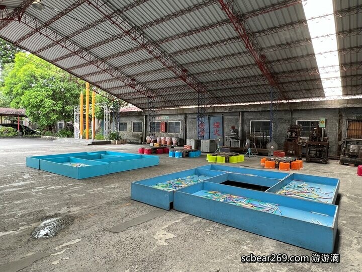 宜蘭縣五結鄉【宜蘭五結】「來玉兔鉛筆學校上學趣 ，親子景點推薦，導覽+鉛筆DIY，繪製屬於自己獨一無二的鉛筆（有獎徵