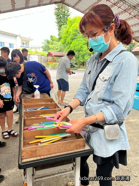 宜蘭縣五結鄉【宜蘭五結】「來玉兔鉛筆學校上學趣 ，親子景點推薦，導覽+鉛筆DIY，繪製屬於自己獨一無二的鉛筆（有獎徵