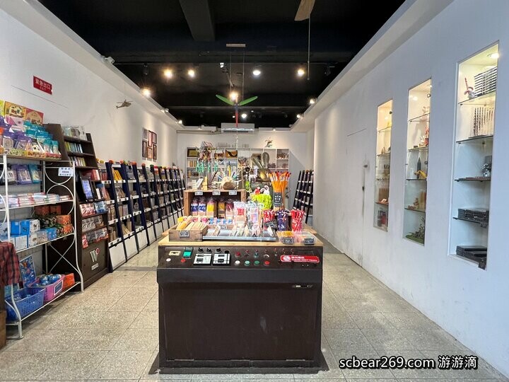 宜蘭縣五結鄉【宜蘭五結】「來玉兔鉛筆學校上學趣 ，親子景點推薦，導覽+鉛筆DIY，繪製屬於自己獨一無二的鉛筆（有獎徵