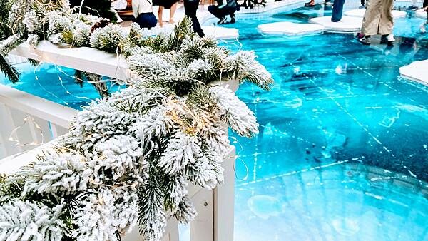 IMG_9266-EFFECTS.jpg IMG_9266-EFFECTS.jpg