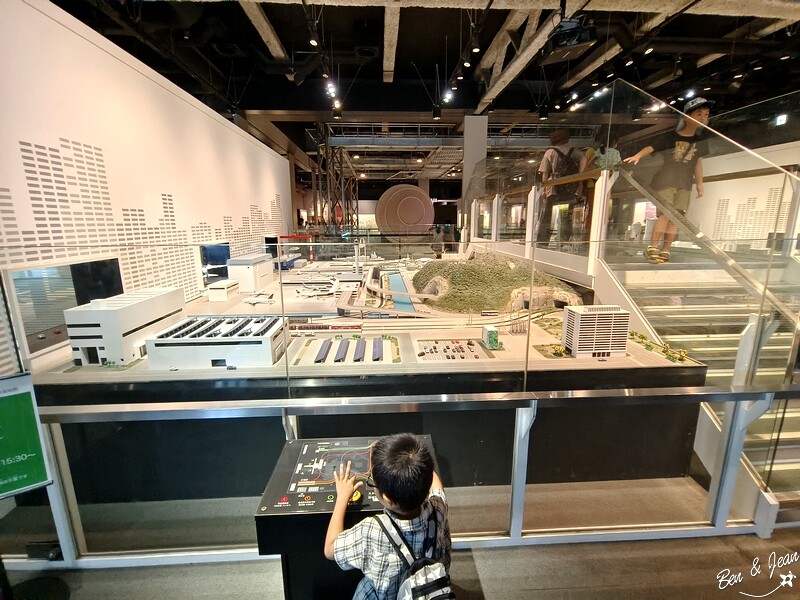 名古屋親子必去「名古屋市科學館」全球最大天文館 互動實驗室玩翻天。