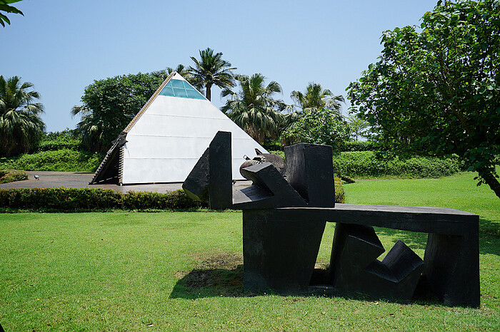 新北金山朱銘美術館一日遊！免費停車藝術公園，親子遊樂區推薦。