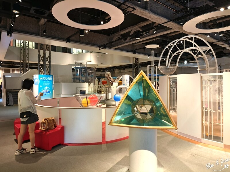 名古屋親子必去「名古屋市科學館」全球最大天文館 互動實驗室玩翻天。