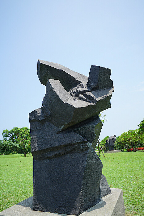 新北金山朱銘美術館一日遊！免費停車藝術公園，親子遊樂區推薦。