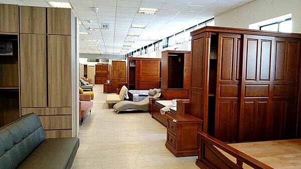 台中家具推薦|【中友家具】全台最大3000坪展場空間,品項超 台中家具推薦|【中友家具】全台最大3000坪展場空間,品項超