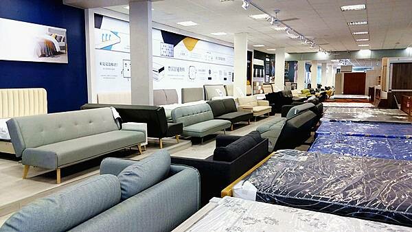 台中家具推薦|【中友家具】全台最大3000坪展場空間,品項超 台中家具推薦|【中友家具】全台最大3000坪展場空間,品項超