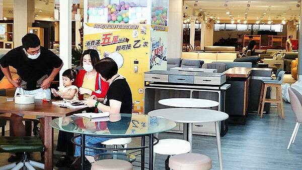 台中家具推薦|【中友家具】全台最大3000坪展場空間,品項超 台中家具推薦|【中友家具】全台最大3000坪展場空間,品項超