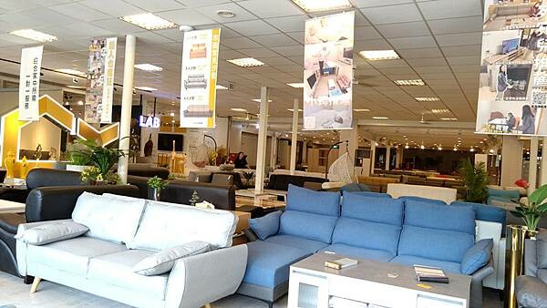 台中家具推薦|【中友家具】全台最大3000坪展場空間,品項超 台中家具推薦|【中友家具】全台最大3000坪展場空間,品項超