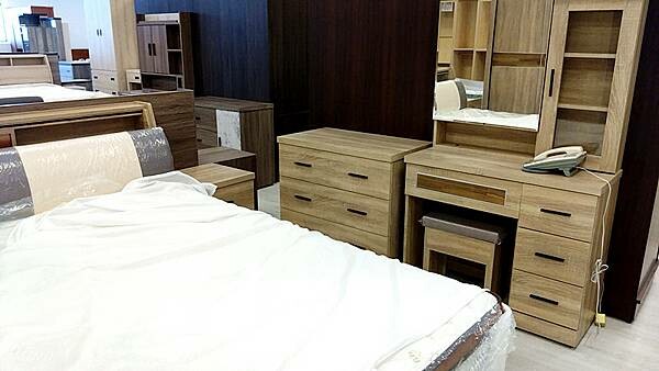 台中家具推薦|【中友家具】全台最大3000坪展場空間,品項超 台中家具推薦|【中友家具】全台最大3000坪展場空間,品項超