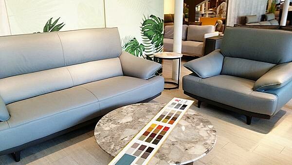 台中家具推薦|【中友家具】全台最大3000坪展場空間,品項超 台中家具推薦|【中友家具】全台最大3000坪展場空間,品項超