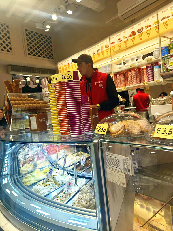 《艾蜜莉在巴黎》帶你暢遊羅馬！必訪景點與美食一次看完。