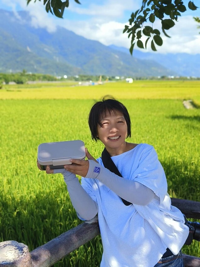 開箱。MASIONS 美心 Deluxe KAKO 卡扣式便當盒、外帶餐盒、分層分隔、可微波！ - 快樂的過每一天