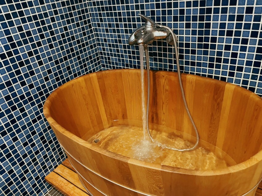 南投縣鹿谷鄉南投縣鹿谷鄉森語慢步的心靈旅途｜南投鹿谷鳳凰‧森之鳴 超寬敞綠建築木屋、一泊二食玻璃霧屋與夜間生態導覽。