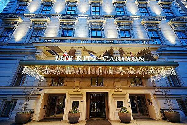 【捷克 斯洛伐克 匈牙利 奧地利 德國】33天 自助旅行 自