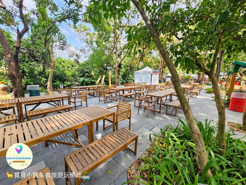 嘉義動物樂園首選!近距離餵食羊駝、水豚君,挑戰極限遊樂設施超好玩。