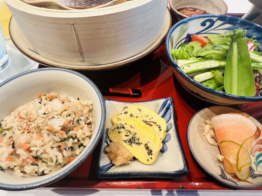 星野虹夕諾雅沖繩餐廳料理介紹:早餐、晚餐。星野Banta Cafe