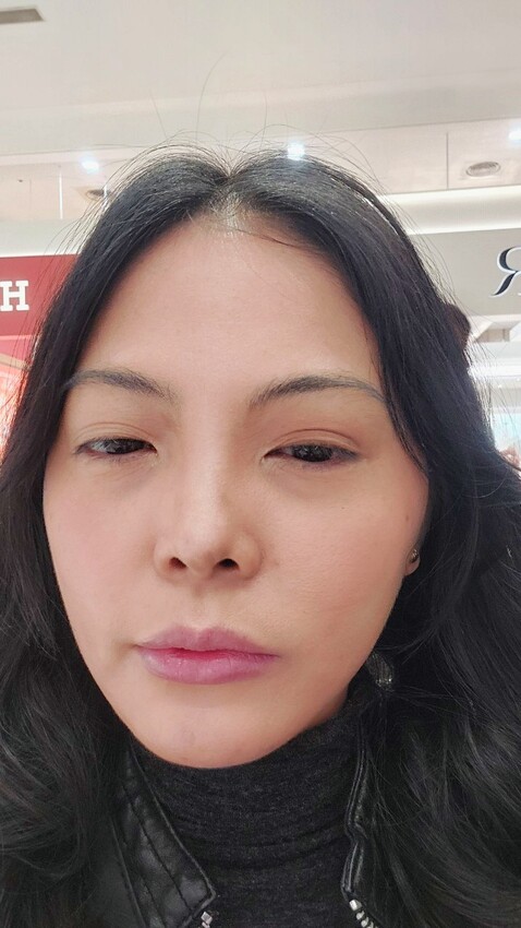 彩妝| 高雄漢神巨蛋TOM FORD聖誕節眼部彩妝體驗,︀聖誕閃閃迷濛的質感眼妝