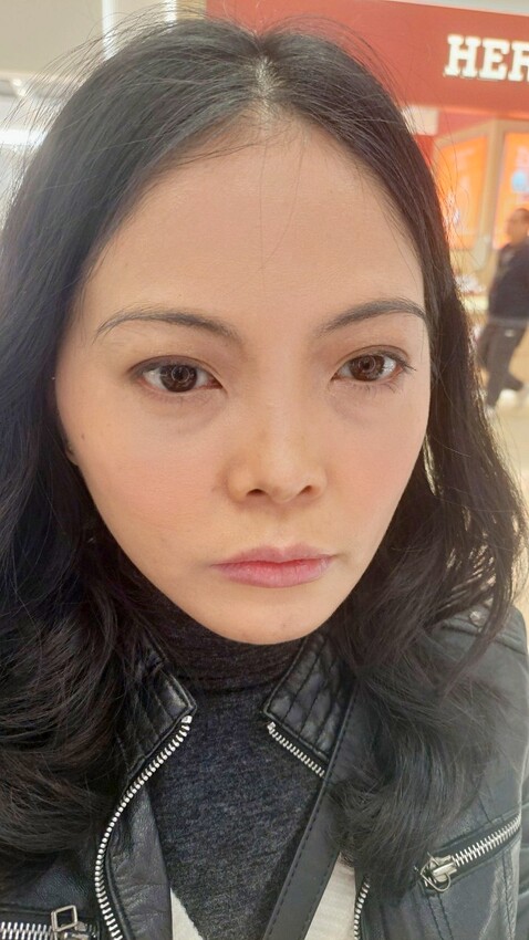 彩妝| 高雄漢神巨蛋TOM FORD聖誕節眼部彩妝體驗,︀聖誕閃閃迷濛的質感眼妝