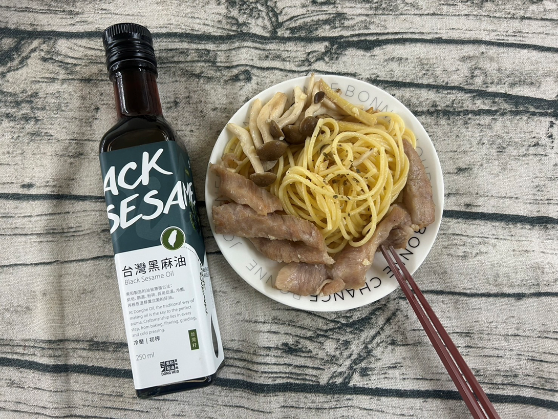 料理用油推薦~做菜的料理油品首選，東和製油製作健康、純天然的油