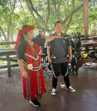 南投縣國姓鄉泰雅渡假村交通攻略【輕旅行】,不用開車也能到【泰雅渡假村】Atayal Resort!守護木³島 邁向勇士之路の考驗,原住民文化體驗,親子旅行,迎新團康活動!【南投旅遊】