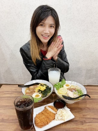 新北市板橋區【板橋美食】拉麵控必吃，駟阪麵屋-雞白湯拉麵，難忘濃香的湯頭，可無限續麵，大胃王快來挑戰，鮮嫩炸豬排【新北美食】板橋車站餐廳