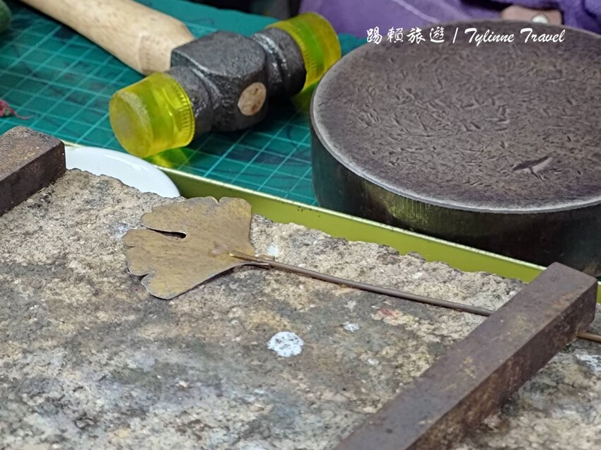 【台南手作】鋼鐵女孩工作室，超精美銀杏書籤吊飾 | 金工、手環戒指多種課程 | DIY手作體驗 | 個人專屬工作室