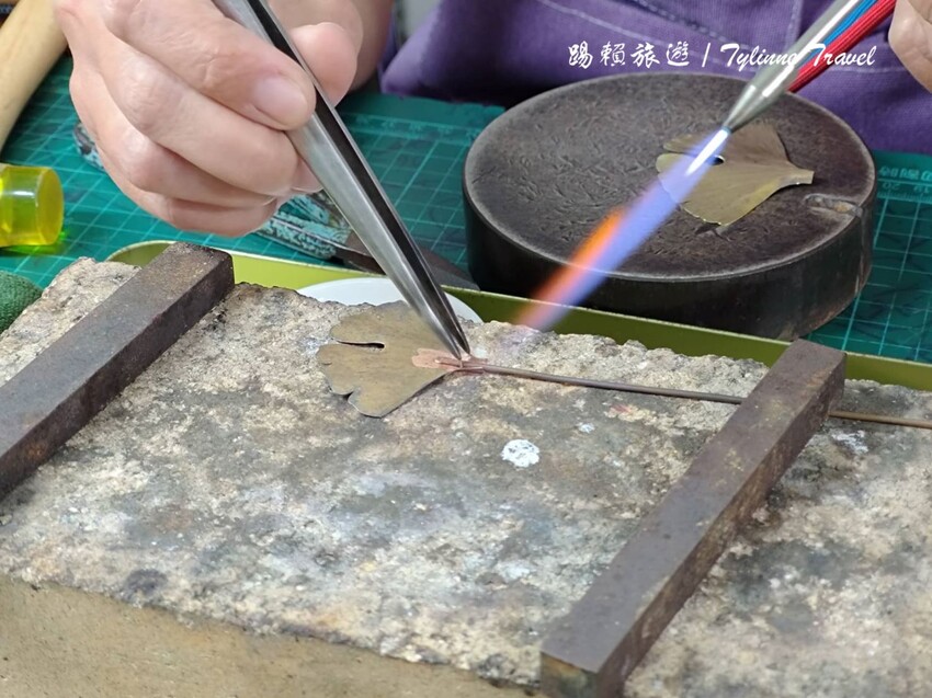 【台南手作】鋼鐵女孩工作室，超精美銀杏書籤吊飾 | 金工、手環戒指多種課程 | DIY手作體驗 | 個人專屬工作室