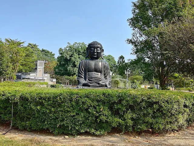 溪州公園 - 綠意湖 - 釋迦摩尼佛 溪州公園 - 綠意湖 - 釋迦摩尼佛