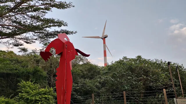 石門風力發電站 (風車公園) 石門風力發電站 (風車公園)
