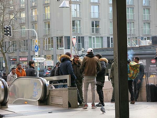 德國_慕尼黑老城區半日遊(卡爾廣場、瑪莉恩廣場、穀物市場)