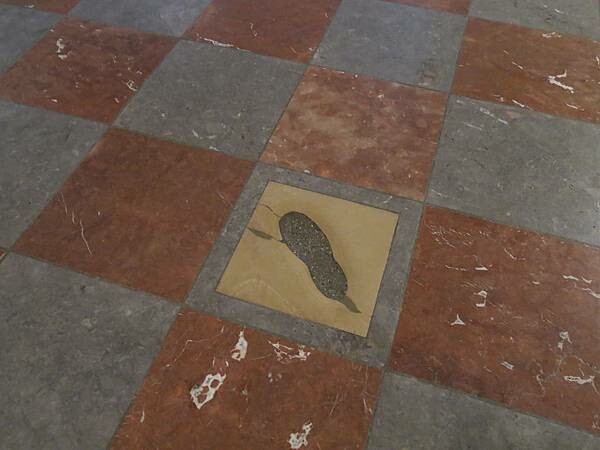 德國_慕尼黑老城區半日遊(卡爾廣場、瑪莉恩廣場、穀物市場)