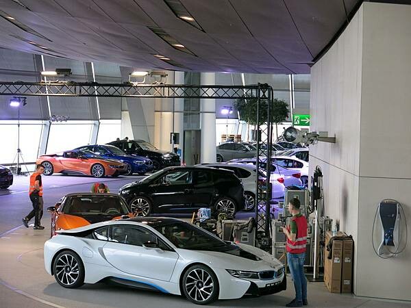 慕尼黑_BMW Welt + 奧林匹克公園半日遊