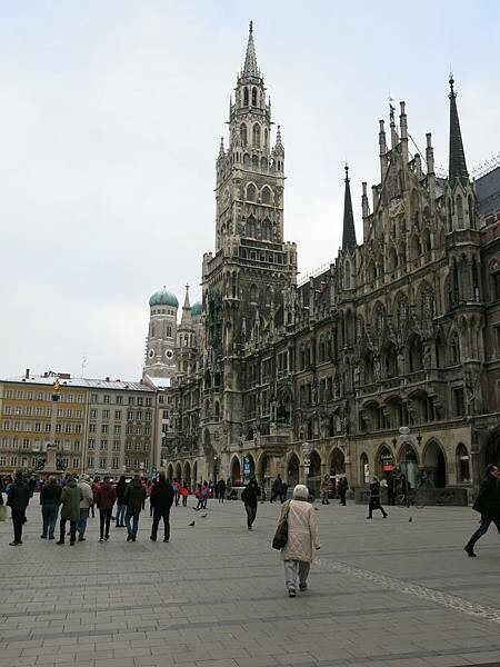 德國_慕尼黑老城區半日遊(卡爾廣場、瑪莉恩廣場、穀物市場)