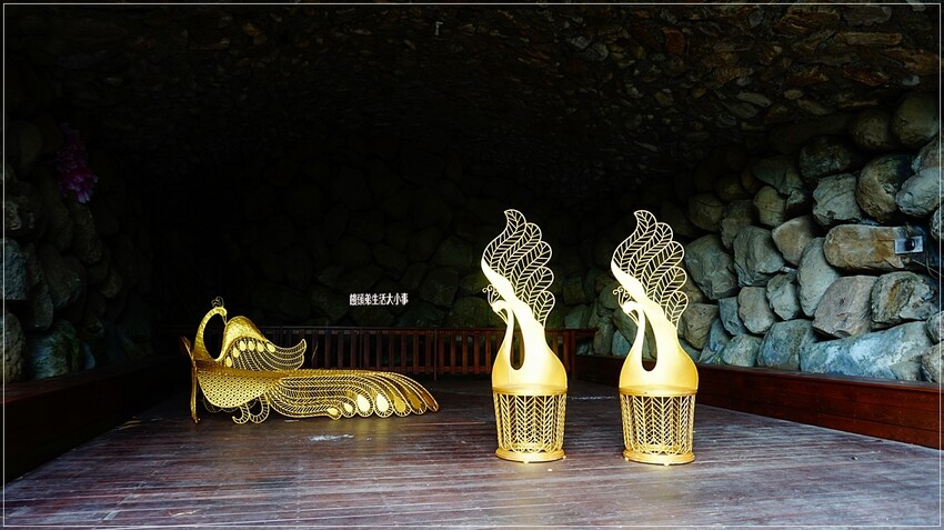 /tmp/phpGcQdEa /tmp/phpGcQdEa