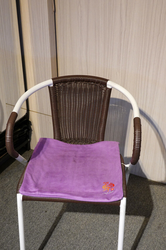 鶯歌陶瓷老街必逛的未來能量實驗室能量礦晶體,高科技與古老智慧完美結合的有感能量商品,簡單測試就能感受震撼