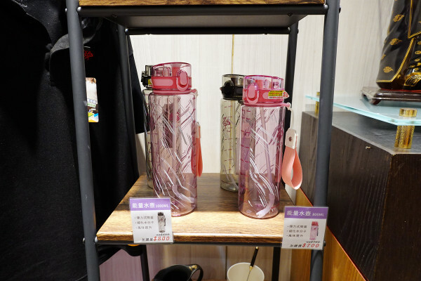 鶯歌陶瓷老街必逛的未來能量實驗室能量礦晶體,高科技與古老智慧完美結合的有感能量商品,簡單測試就能感受震撼