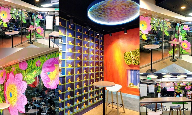 Hi-Life Convenience store Hsinchu river branch store with Jimmy painting theme store, 新竹 Hi-life 護城河畔幾米主題店 by SJKen , Dec 20, 2024. Hi-Life Convenience store Hsinchu river branch store with Jimmy painting theme store, 新竹 Hi-life 護城河畔幾米主題店 by SJKen , Dec 20, 2024.