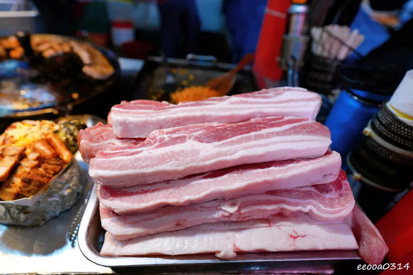 韓國釜山夜市美食「富平罐頭市場」，南浦洞密陽血腸豬肉湯飯，釜