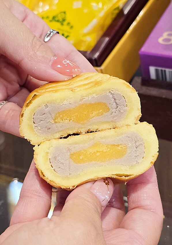 台中后里旅途中繼站!!人氣百年餅店一福堂進駐百年月眉糖廠!集結休息、購物、玩樂,還能順遊全台首座神秘煙囪隧道!