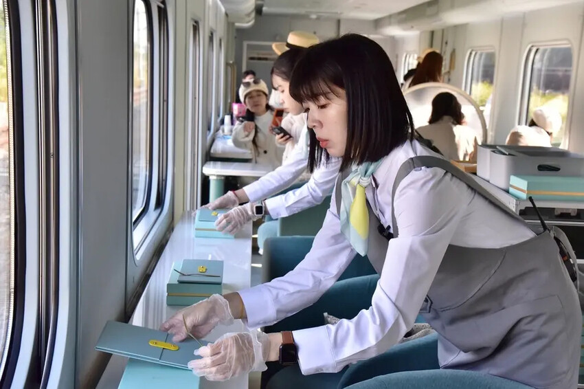 海風號開箱|全台首輛甜點觀光列車 雄獅旅遊獨家販售 海風號開箱|全台首輛甜點觀光列車 雄獅旅遊獨家販售