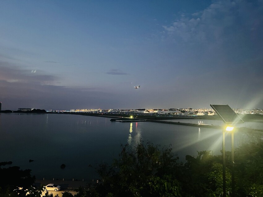 iias 沖繩豐崎:那霸機場附近購物中心。豐崎美麗陽光海濱。還可觀看一架架飛機降落。瀬長島龍神の湯泡溫泉賞夜景以及桑拿浴