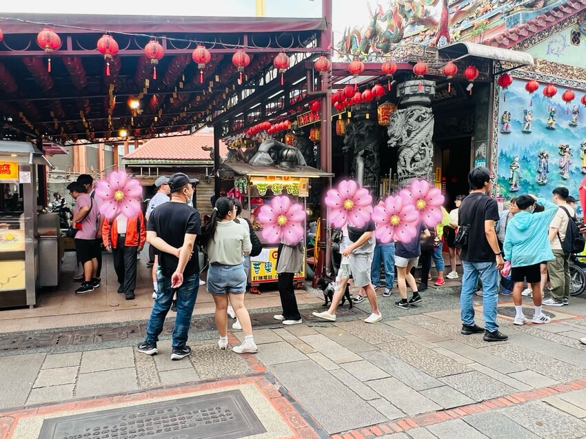 新北市深坑半日遊:深坑老街、深坑木棉花道。午餐Arc Cafe