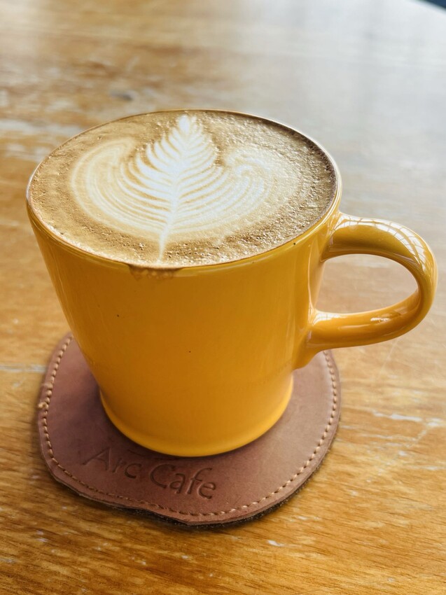 新北市深坑半日遊:深坑老街、深坑木棉花道。午餐Arc Cafe