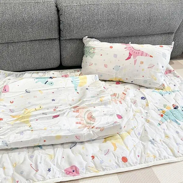 新手媽咪│兒童午睡墊推薦：伯尼寢具－60支天絲兒童睡墊三件組