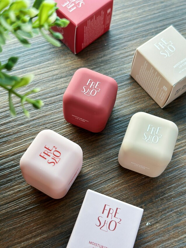 FreshO2新品上市!簡單3步驟教你打造為立體嘟嘟唇|超持久嘟嘟唇線筆|超補水護唇小方糖-雙色升級版|嘟嘟小奶凍系列! – 萍姐愛分享