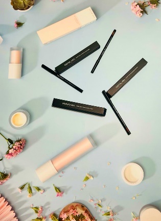 【美妝】最強韓貨眼線筆,SisterAnn持久抗暈防水眼線筆,LIKE SEOUL多色可滿足每一種妝容,美麗因SisterAnn更加分!