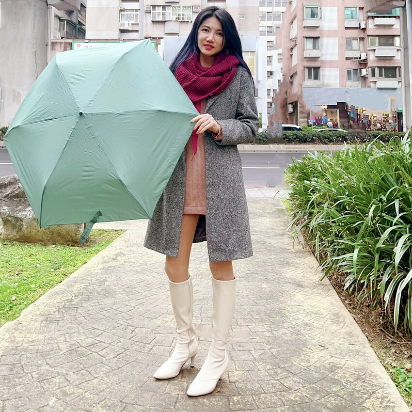 時尚配件【雨傘】米塔培拉精品傘，極工傘─極細、極輕、極精緻！雨傘推薦，晴天防曬，雨天遮雨【時尚穿搭】摺疊晴雨傘推薦